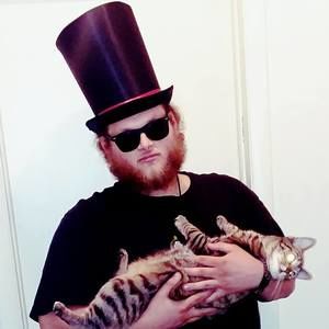 Meet your Posher, Ethan